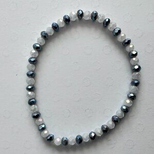 Handmade White and Gray Rondelle Bracelet